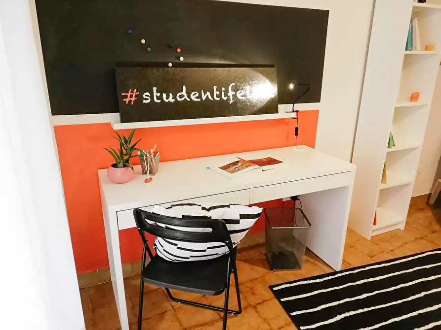 Immagine 5 di Camera in affitto  in Piazza Isolo a Verona