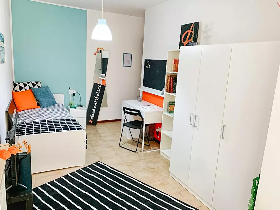 Immagine 5 di Camera in affitto  in Via Goffredo Mameli a Verona