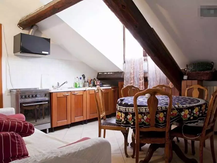 Immagine 5 di Camera condivisa in affitto  in Via Giosuè Carducci a San Fratello