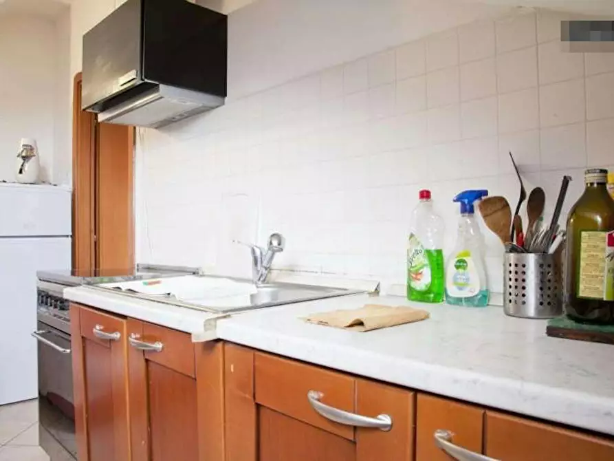 Immagine 7 di Camera condivisa in affitto  in Via Giosuè Carducci a San Fratello