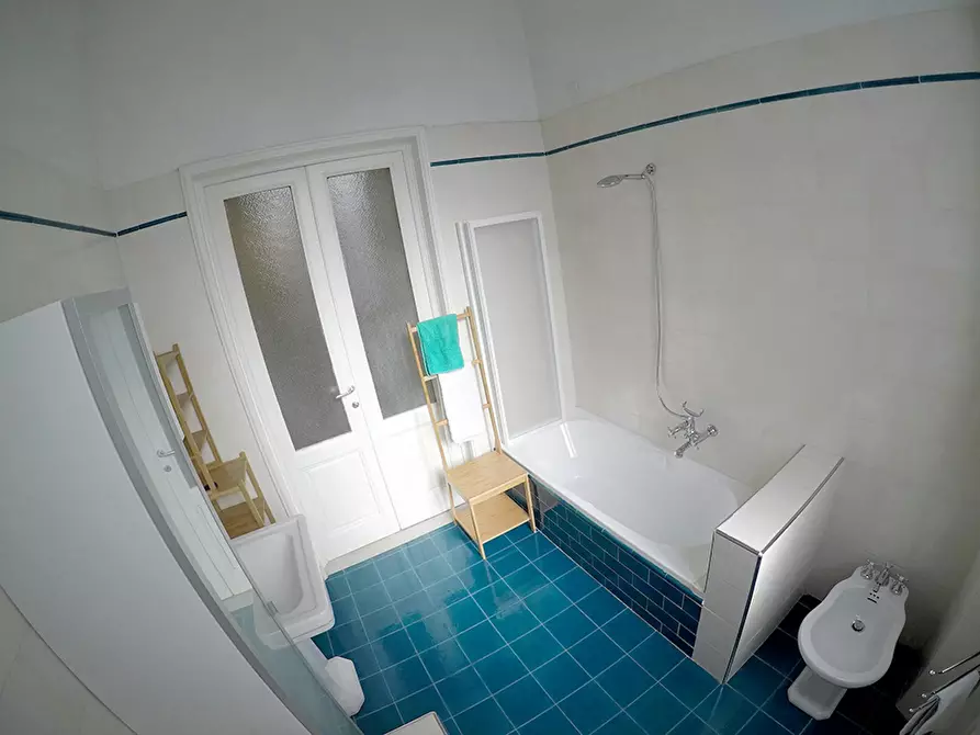 Immagine 9 di Camera in affitto  in Via della Cernaia a Firenze