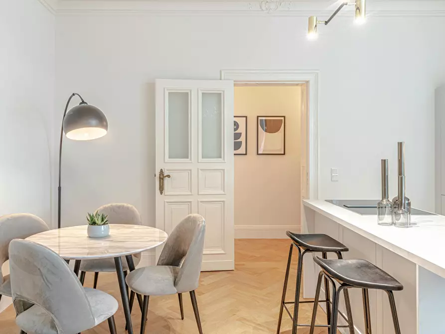 Immagine 3 di Appartamento in affitto  in Mommsenstraße a Berlin