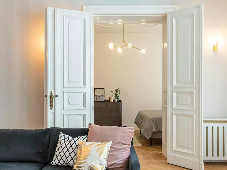 Immagine 10 di Appartamento in affitto  in Mommsenstraße a Berlin