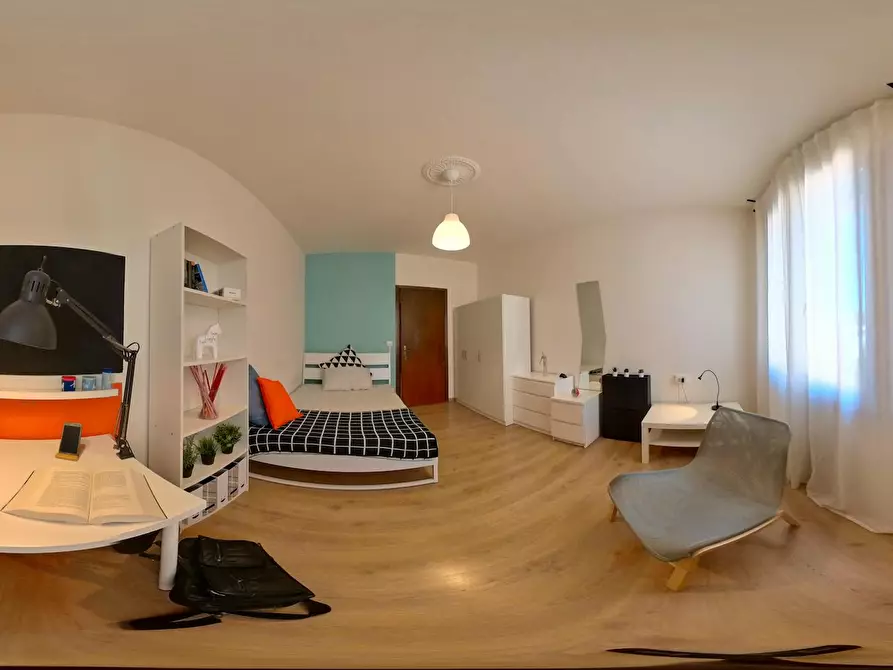 Immagine 4 di Camera in affitto  in Via San Roberto Bellarmino a Padova
