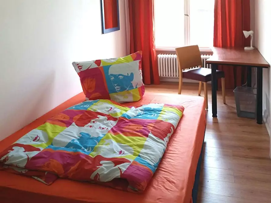 Immagine 1 di Camera in affitto  in Wilsnacker Straße a Berlin