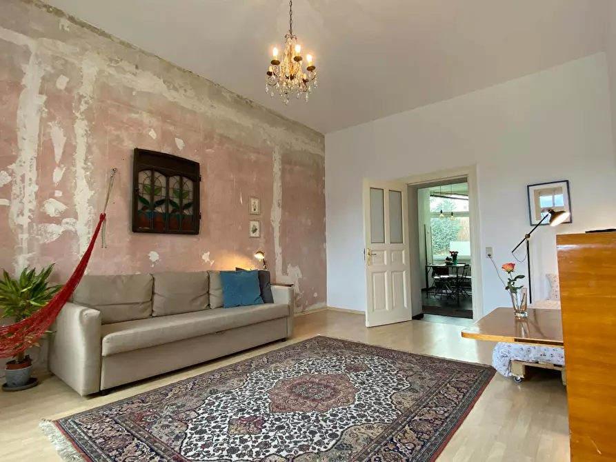 Immagine 1 di Appartamento in affitto  in Hausburgstraße a Berlin Friedrichshain