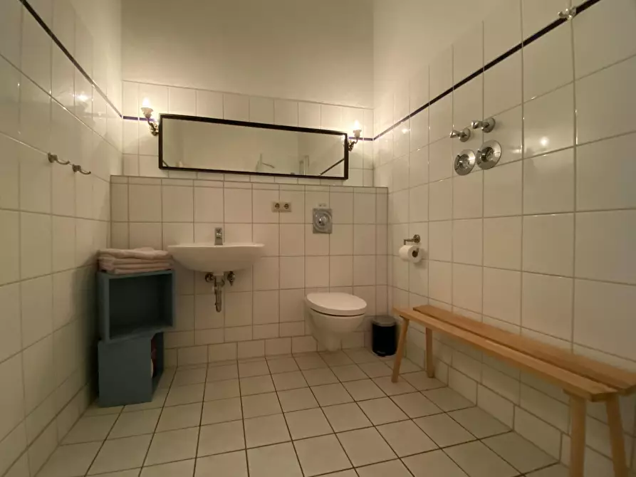 Immagine 9 di Appartamento in affitto  in Hausburgstraße a Berlin Friedrichshain