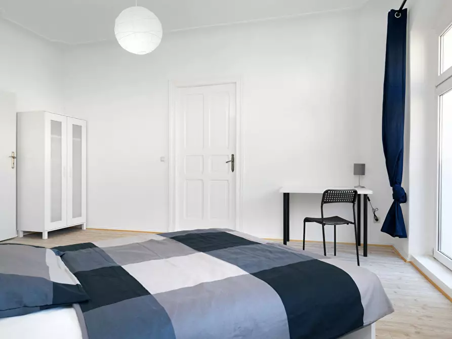 Immagine 2 di Camera in affitto  in Plönzeile a Berlin