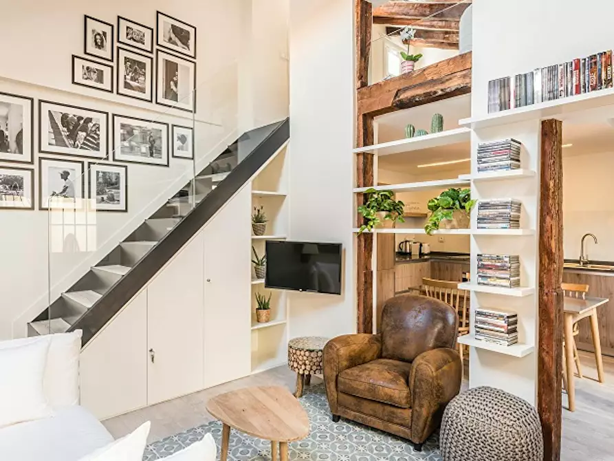 Immagine 1 di Appartamento in affitto  in Calle de Zaragoza a Madrid