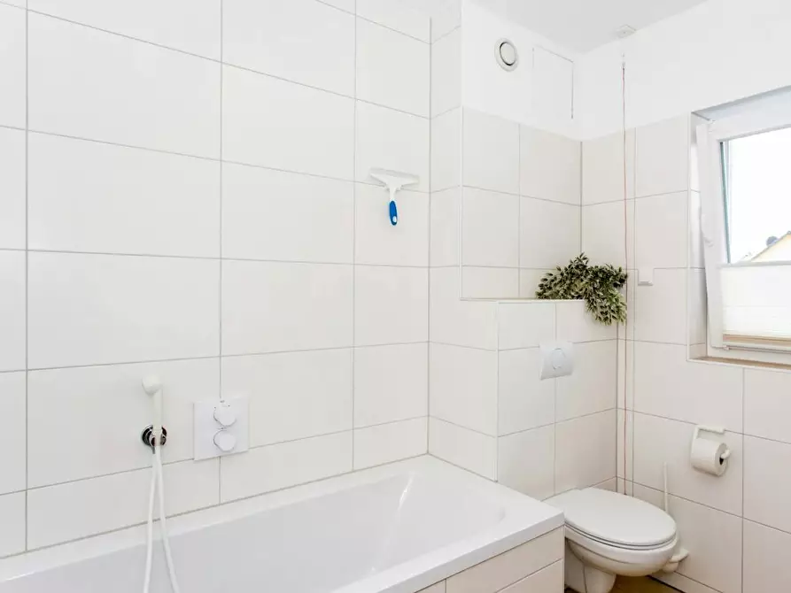 Immagine 10 di Appartamento in affitto  in Korkedamm a Berlin