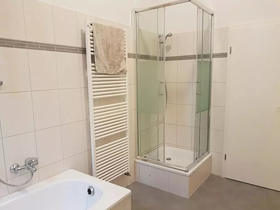 Immagine 8 di Camera in affitto  in Meyerheimstraße a Berlin