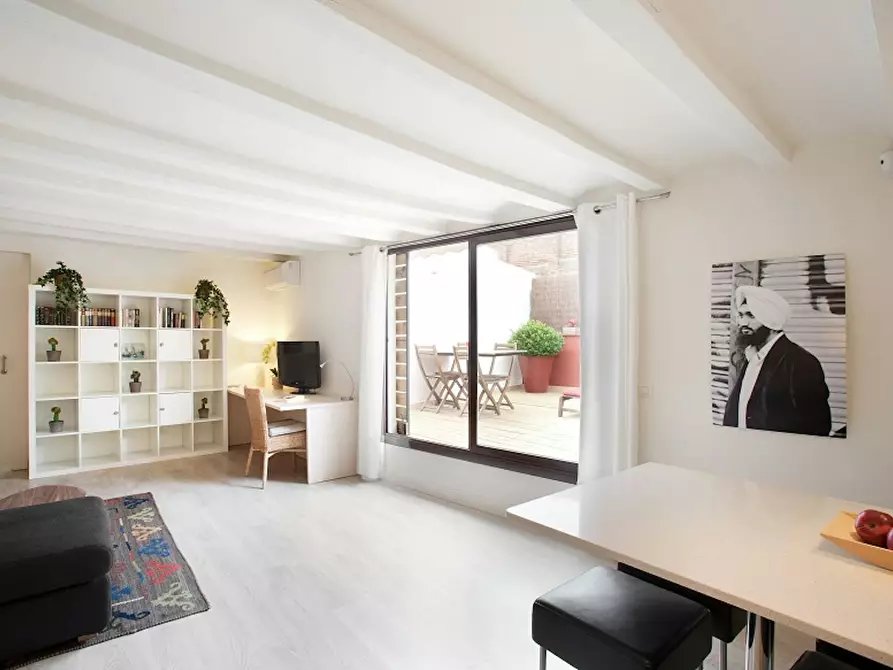 Immagine 3 di Appartamento in affitto  in Carrer de les Trompetes a Barcelona