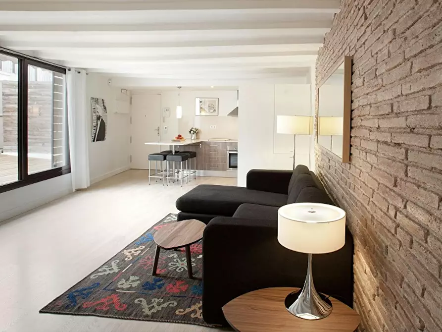 Immagine 1 di Appartamento in affitto  in Carrer de les Trompetes a Barcelona