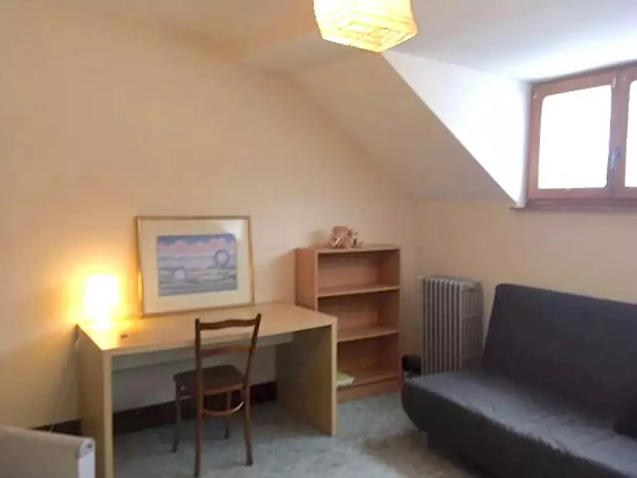 Immagine 3 di Camera in affitto  in Rue Vanderschrick a Saint-Gilles