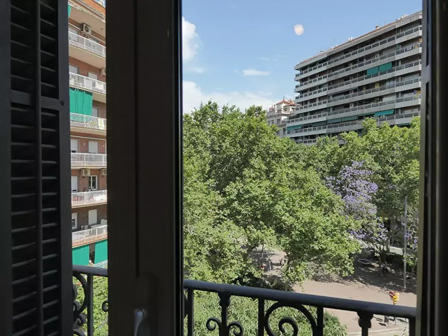 Immagine 4 di Camera in affitto  in Passeig de Sant Joan a Barcelona