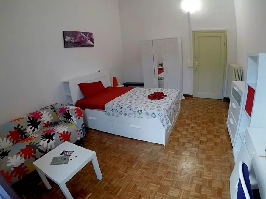 Immagine 2 di Camera in affitto  in Via Montebello a Firenze