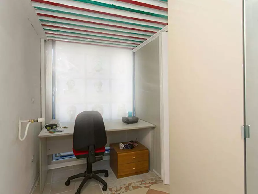 Immagine 2 di Camera in affitto  in Via Neera a Milano