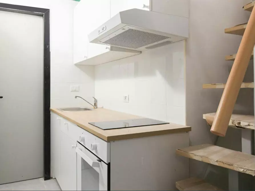 Immagine 3 di Camera in affitto  in Via Neera a Milano