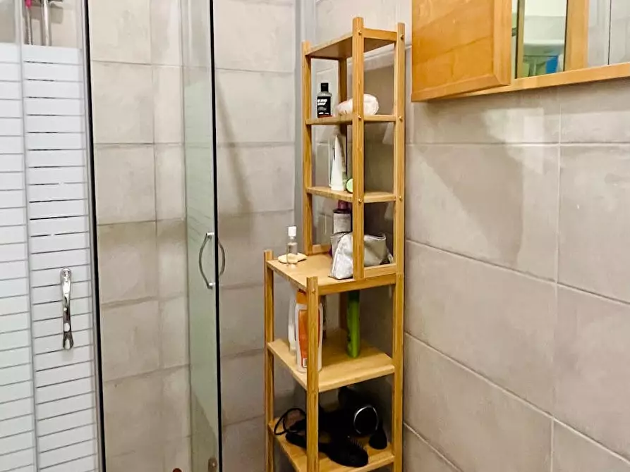 Immagine 10 di Camera in affitto  in Via Andrea Costa a Padova