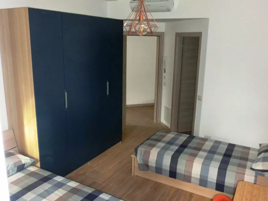 Immagine 2 di Camera in affitto  in Via Risorgimento a Cologno Monzese