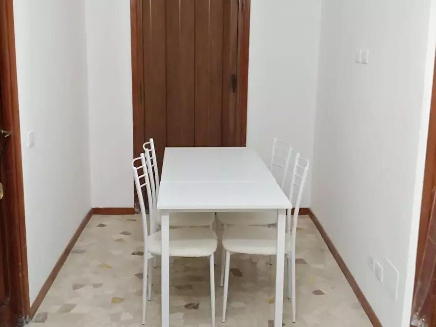 Immagine 7 di Camera in affitto  in Via Giosuè Carducci a Milano