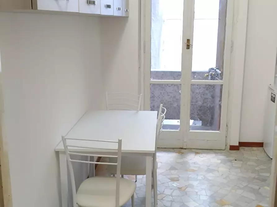 Immagine 8 di Camera in affitto  in Via Giosuè Carducci a Milano