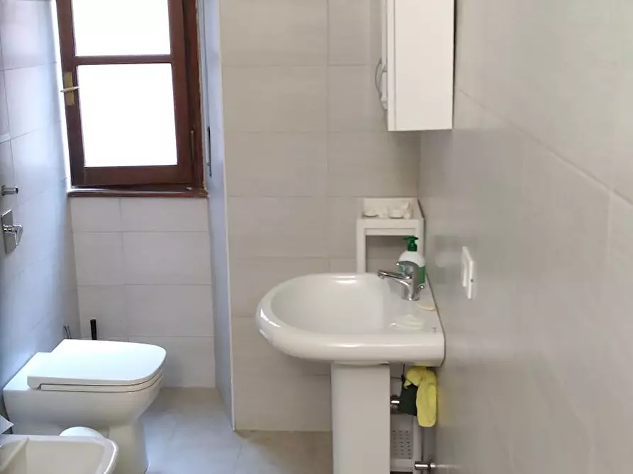 Immagine 6 di Camera in affitto  in Via Giosuè Carducci a Milano