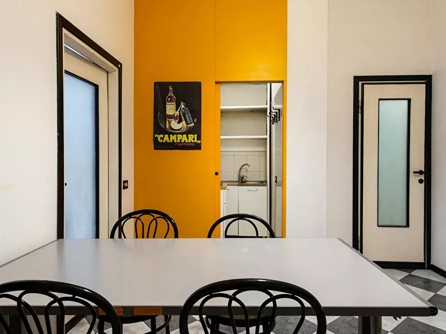 Immagine 2 di Camera in affitto  in Via Arcivescovo Romilli a Milano