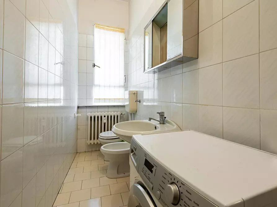 Immagine 4 di Camera in affitto  in Via Arcivescovo Romilli a Milano