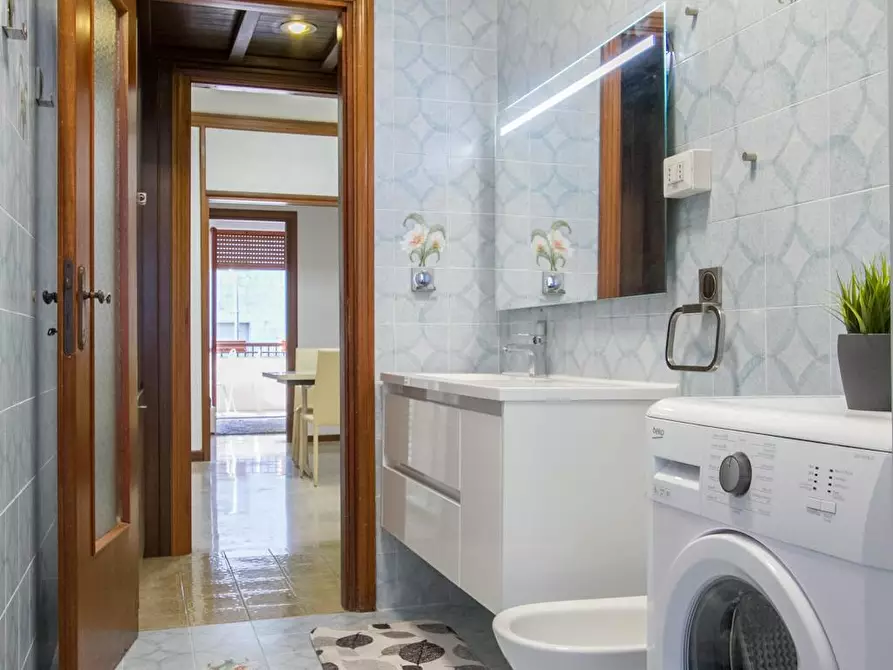 Immagine 9 di Camera in affitto  in Via Savona a Milano