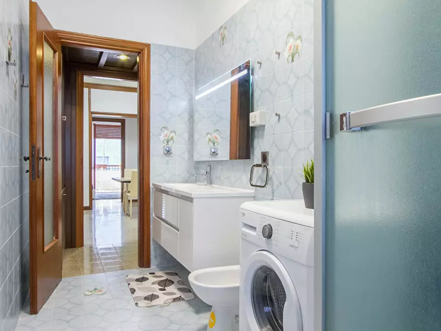 Immagine 8 di Camera in affitto  in Via Savona a Milano