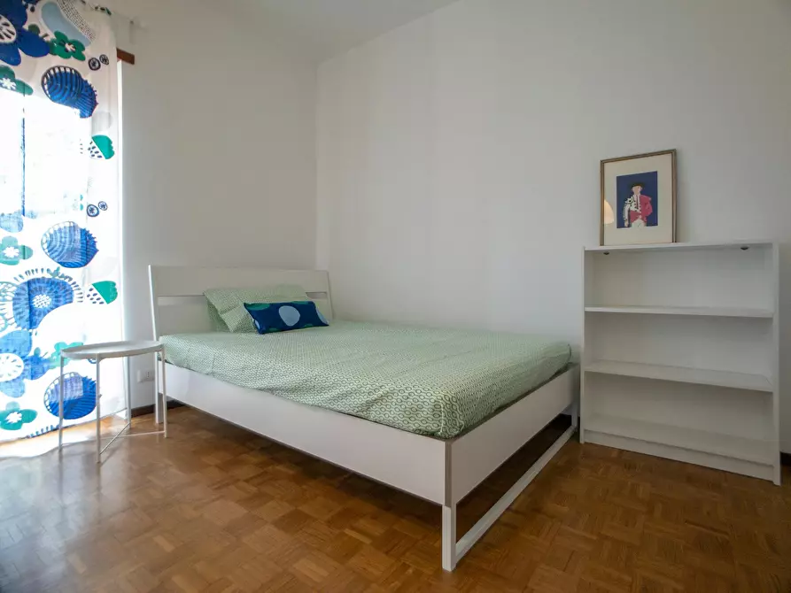 Immagine 3 di Camera condivisa in affitto  in Via Filippo Turati a Cologno Monzese