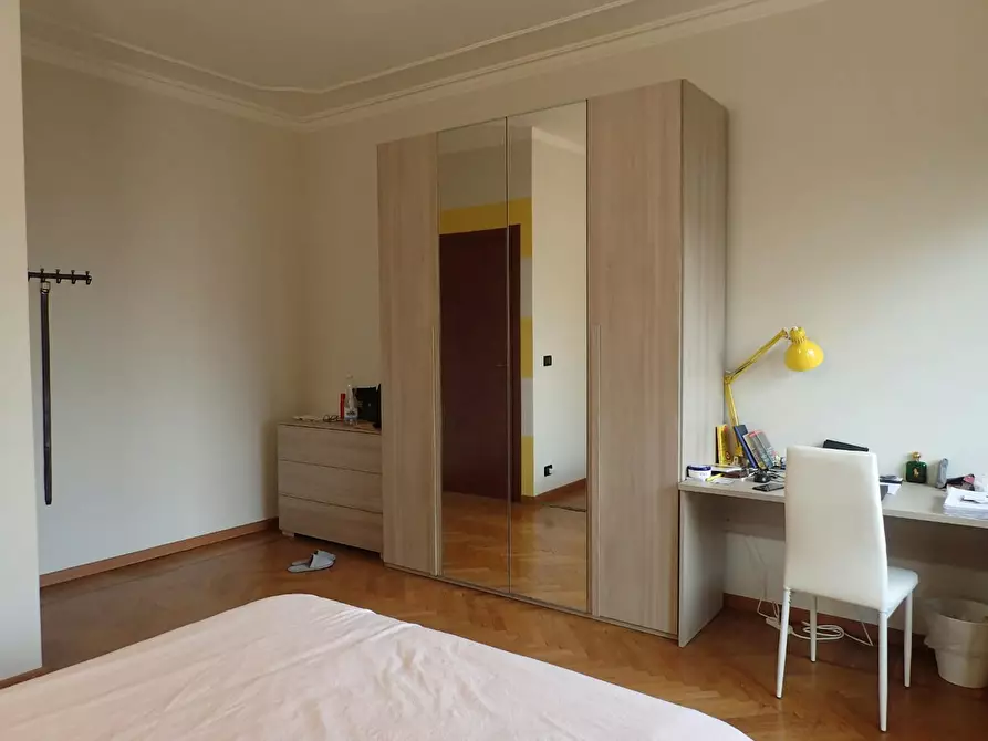 Immagine 3 di Camera in affitto  in Corso Sebastopoli a Torino