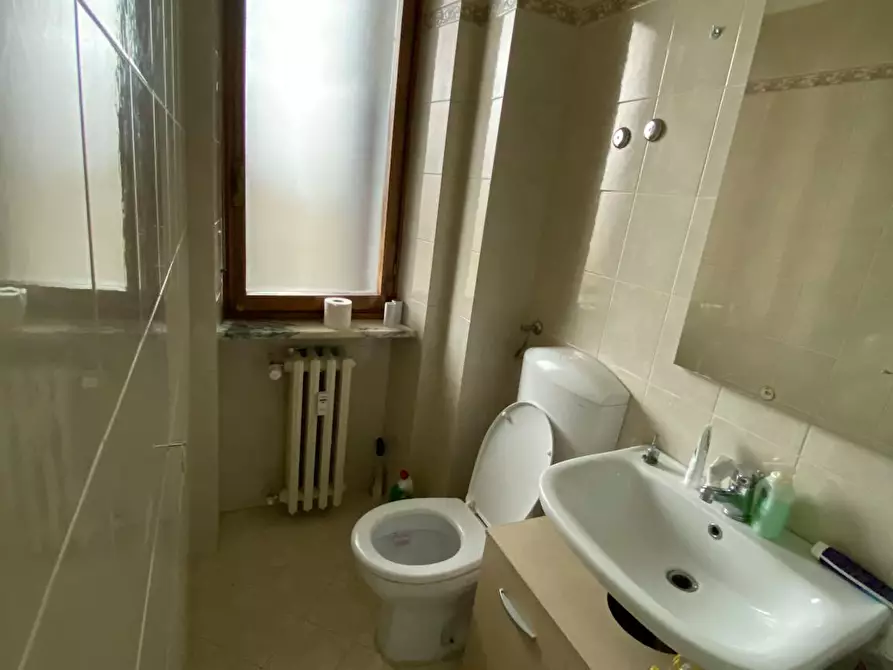 Immagine 4 di Camera in affitto  in Corso Sebastopoli a Torino