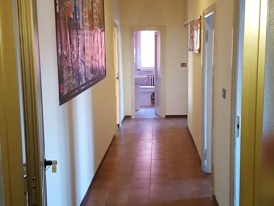 Immagine 1 di Camera in affitto  in Strada Buffolara a Parma