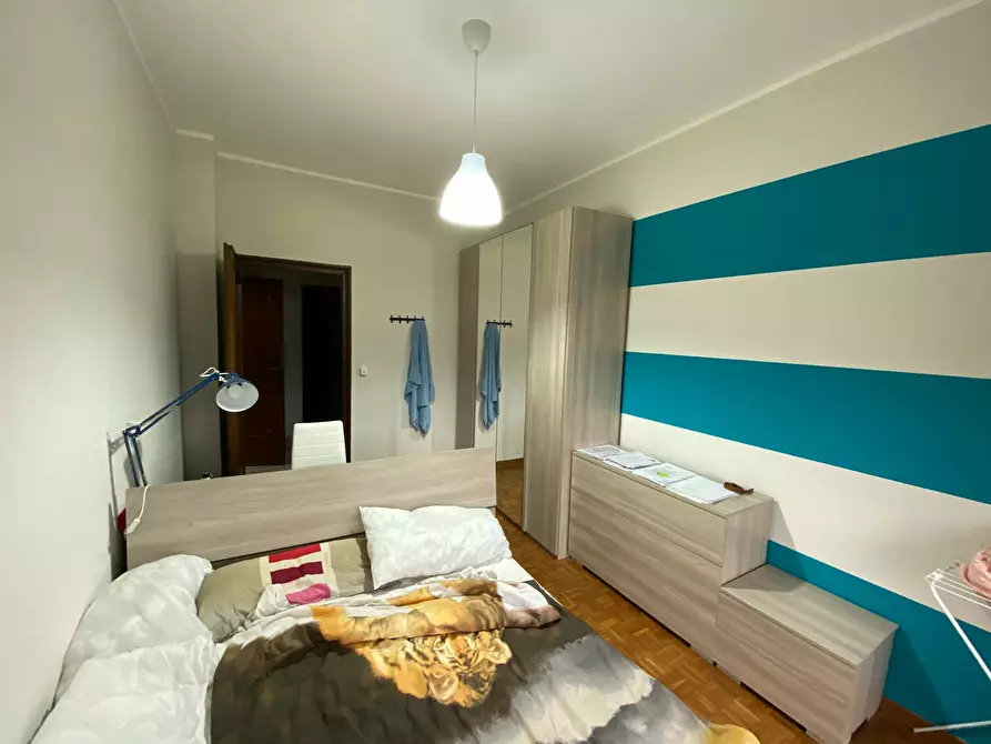 Immagine 2 di Camera in affitto  in Corso Sebastopoli a Torino