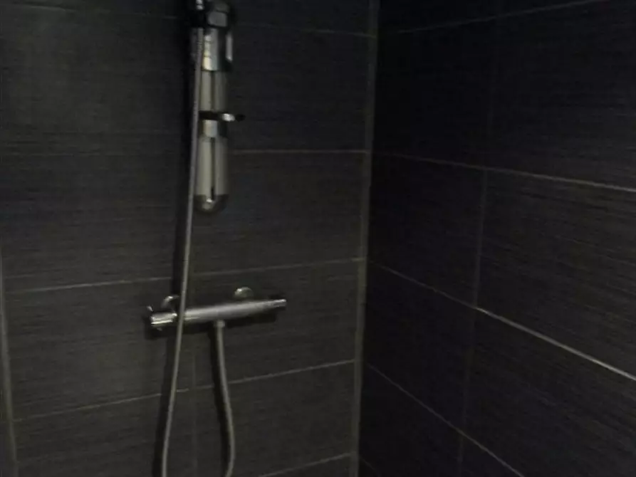 Immagine 6 di Appartamento in affitto  in Chaussée d'Ixelles a Ixelles