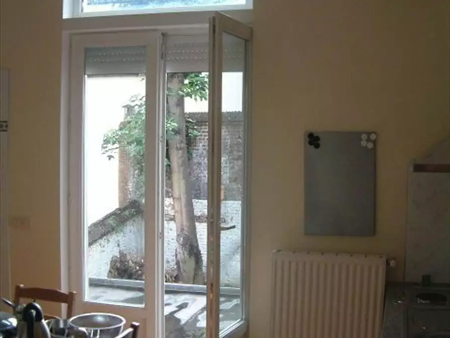 Immagine 1 di Appartamento in affitto  in Chaussée d'Ixelles a Ixelles