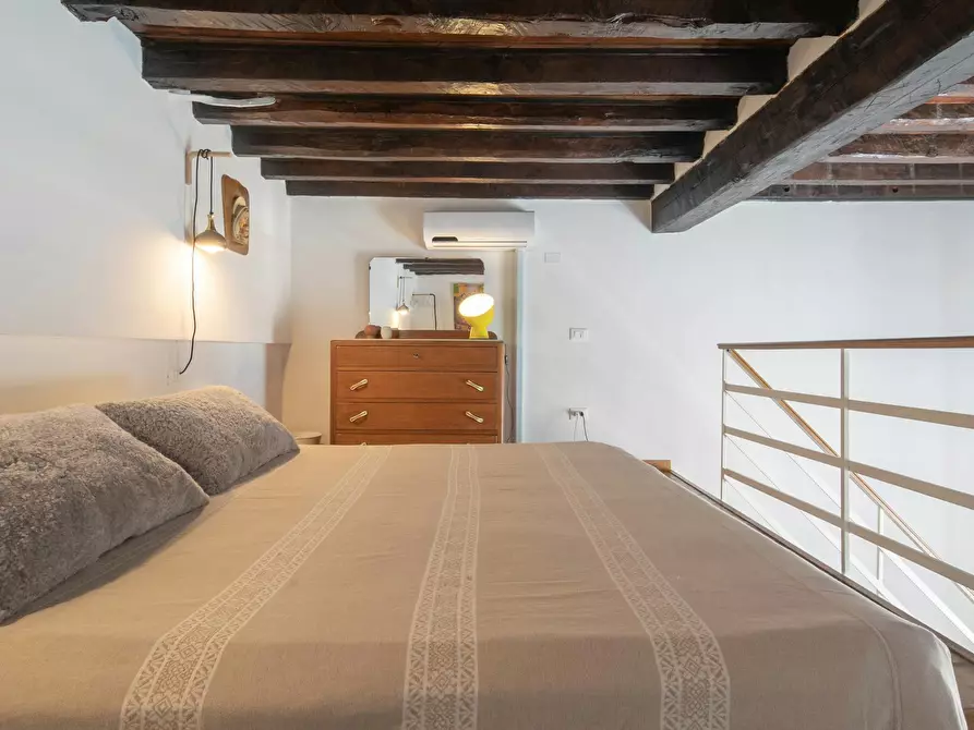 Immagine 9 di Appartamento in affitto  in Via dei Serragli a Firenze