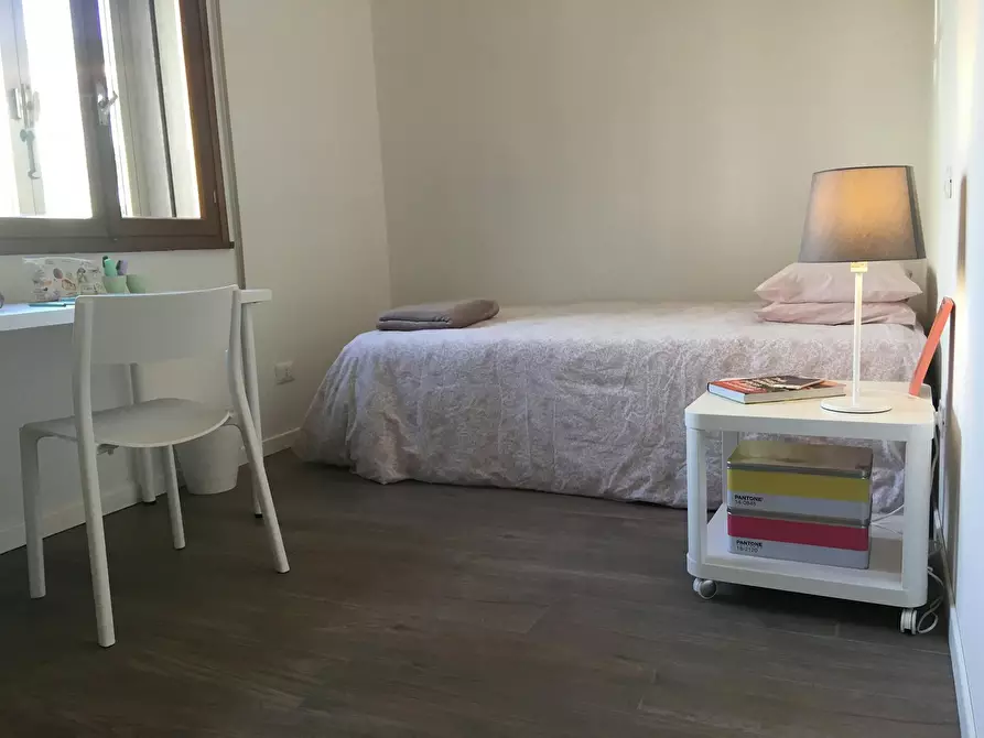 Immagine 3 di Camera in affitto  in Via Federico Confalonieri a Padova