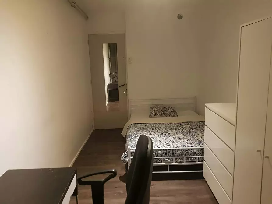 Immagine 1 di Camera in affitto  in Loderstraat a Rotterdam