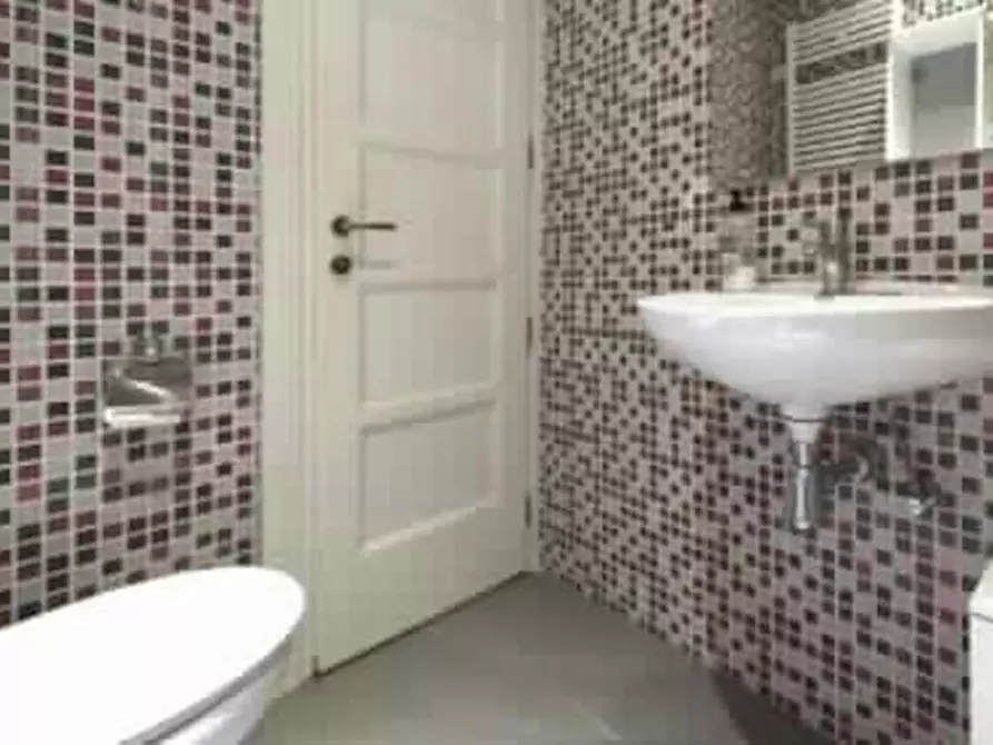 Immagine 8 di Camera in affitto  in Calle de Peña de Francia a Madrid