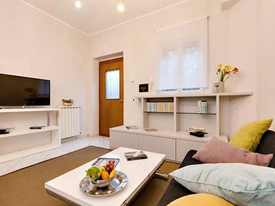 Immagine 2 di Appartamento in affitto  in Piazza Epiro a Roma