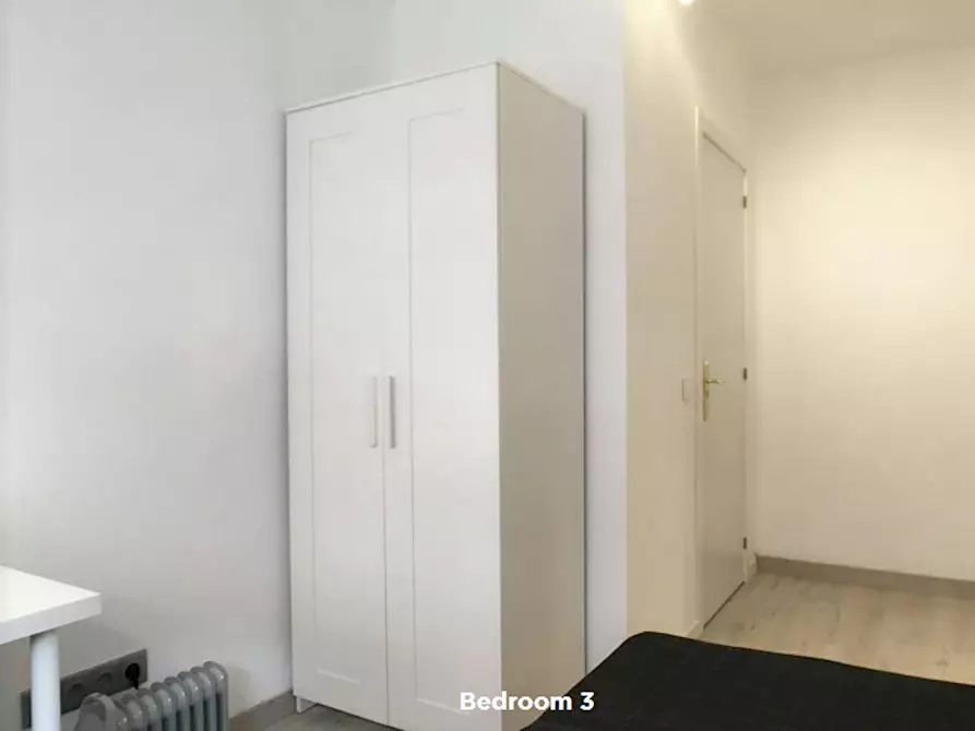 Immagine 3 di Camera in affitto  in Calle del Hachero a Madrid