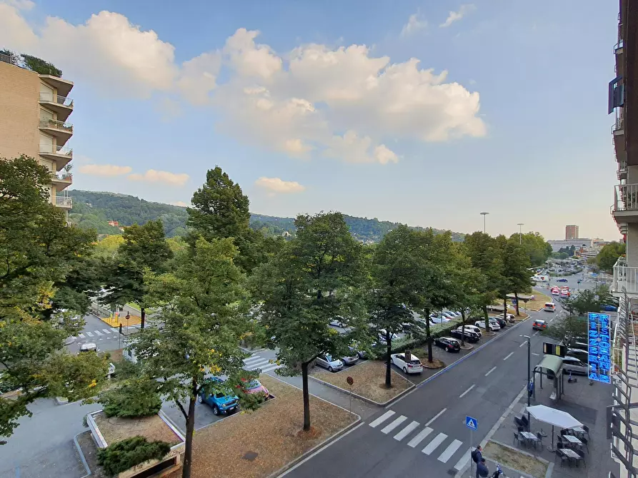 Immagine 10 di Camera in affitto  in Corso Galileo Ferraris a Torino