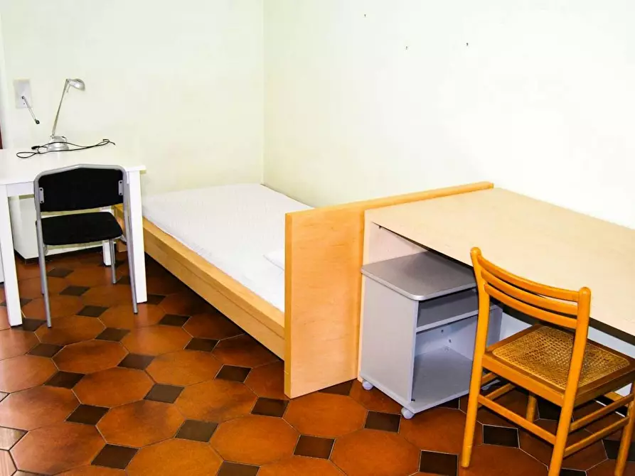 Immagine 2 di Camera condivisa in affitto  in Via Giuditta Sidoli a Milano