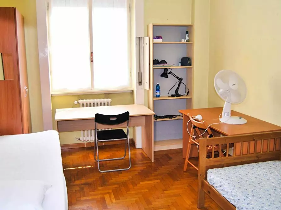 Immagine 2 di Camera condivisa in affitto  in Via Luisa Battistotti Sassi a Milano