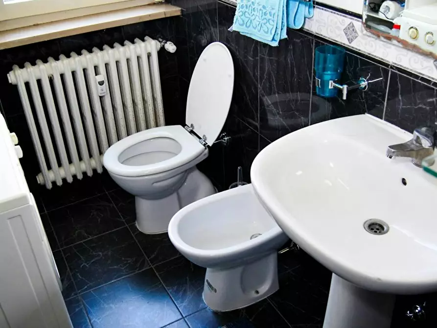 Immagine 8 di Camera condivisa in affitto  in Via Guglielmo Corrado Röntgen a Milano