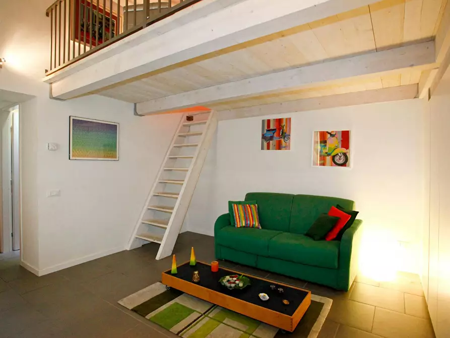 Immagine 1 di Appartamento in affitto  in Via Raffaele Cadorna a Roma
