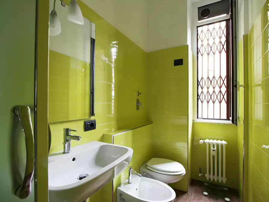 Immagine 6 di Camera in affitto  in Viale Romagna a Milano